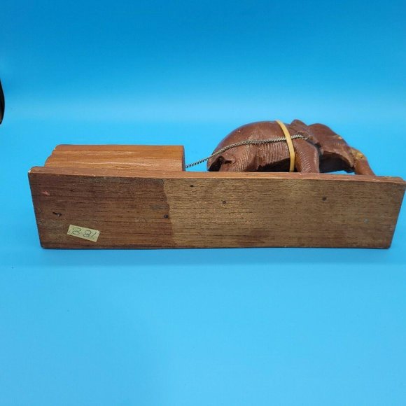 VINTAGE HAND CARVED ELEPHANT PULLING/WORKING TRUNK - Picture 7 of 8